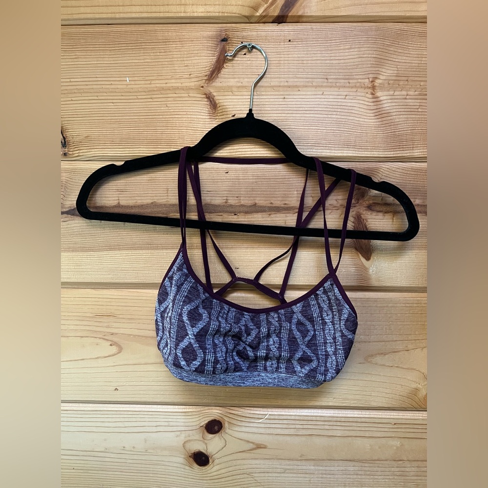 Victoria's Secret Plum Patterned Strappy Sports Bra